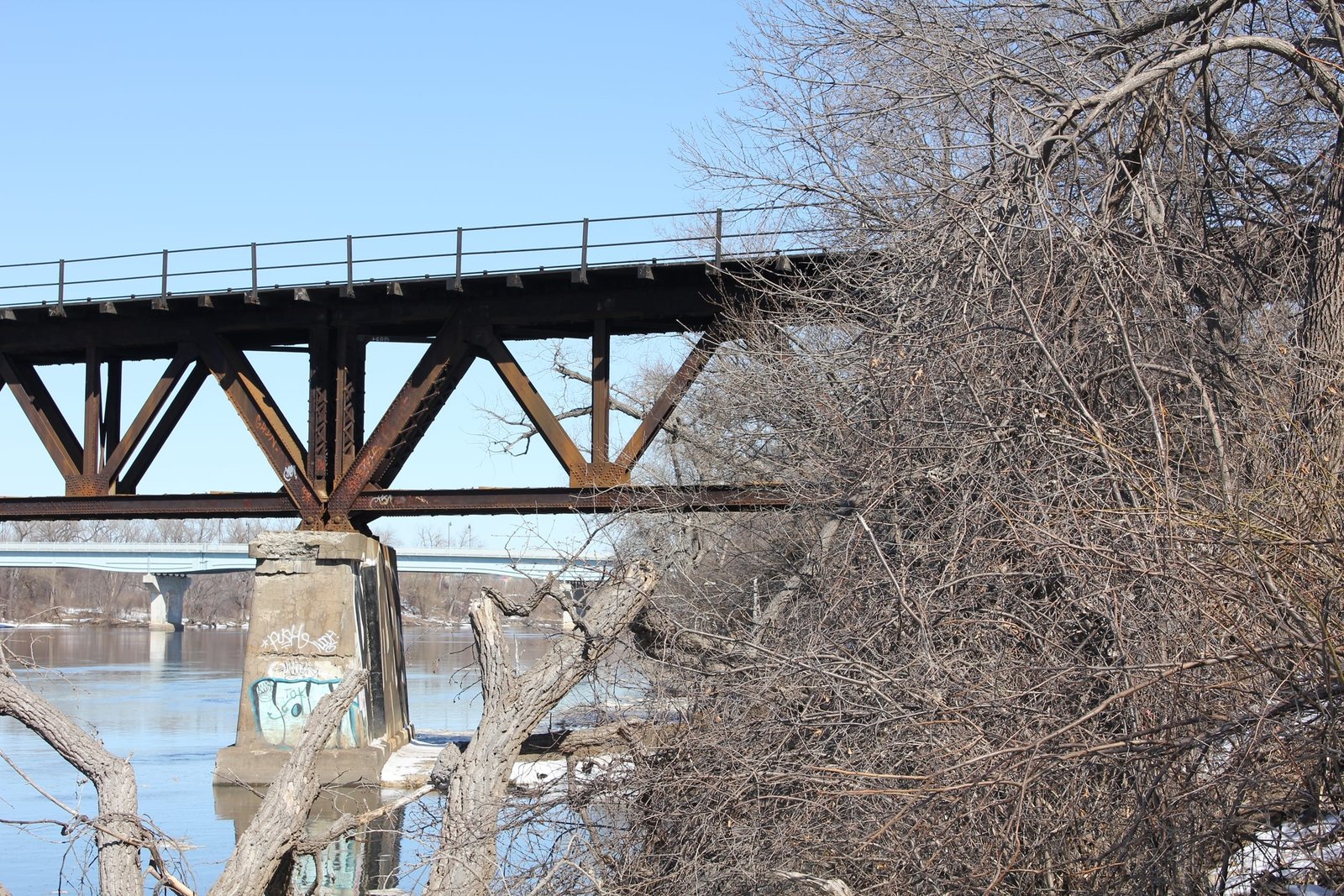 East truss (span #9)
